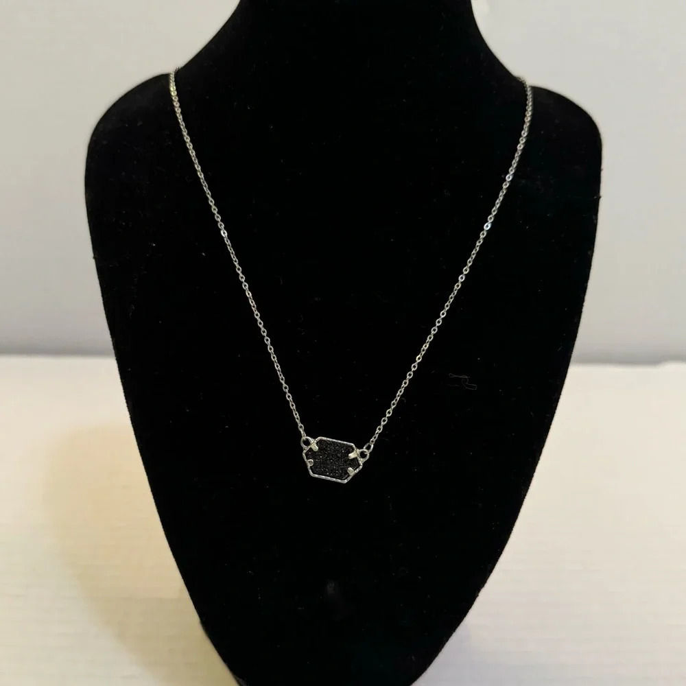 Plunder Design Fashion Trendy Jewelry Yvette Silver Black Druzy Pendant Necklace - Picture 1 of 5